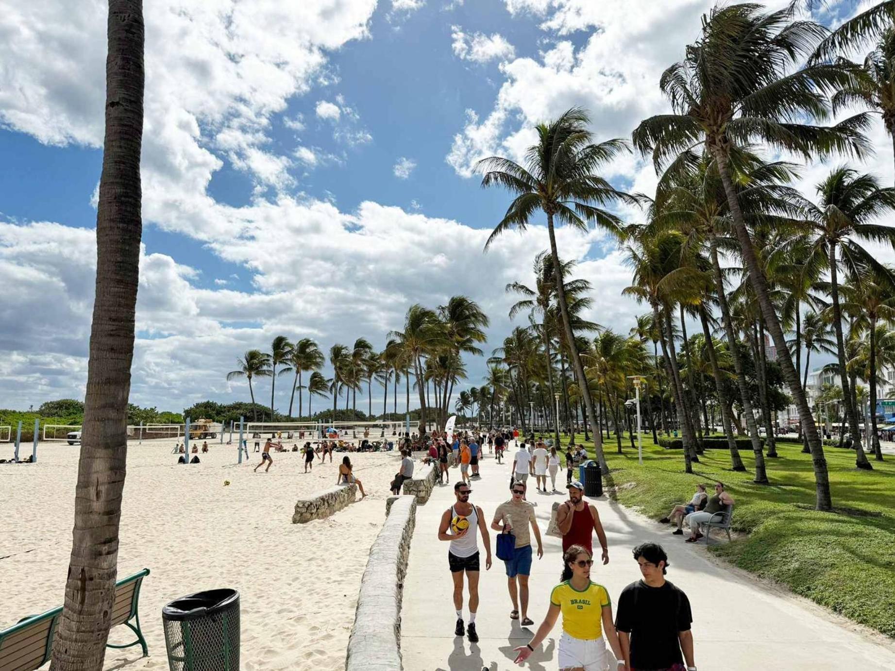 South Of Fifth Steps To On Ocean Drive *