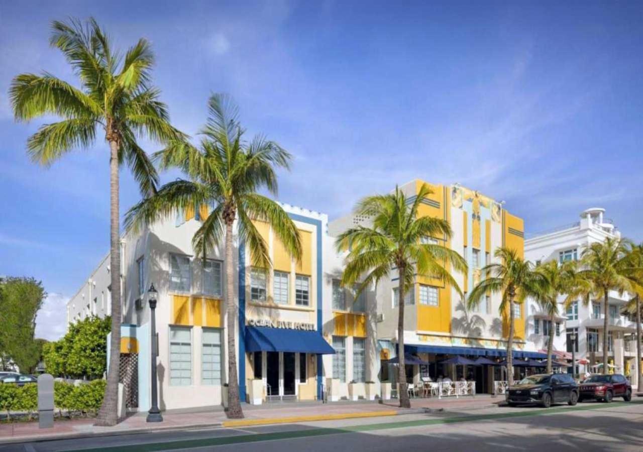 South Of Fifth Steps To On Ocean Drive *